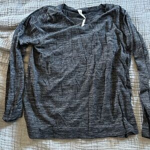 Lululemon long sleeve workout top